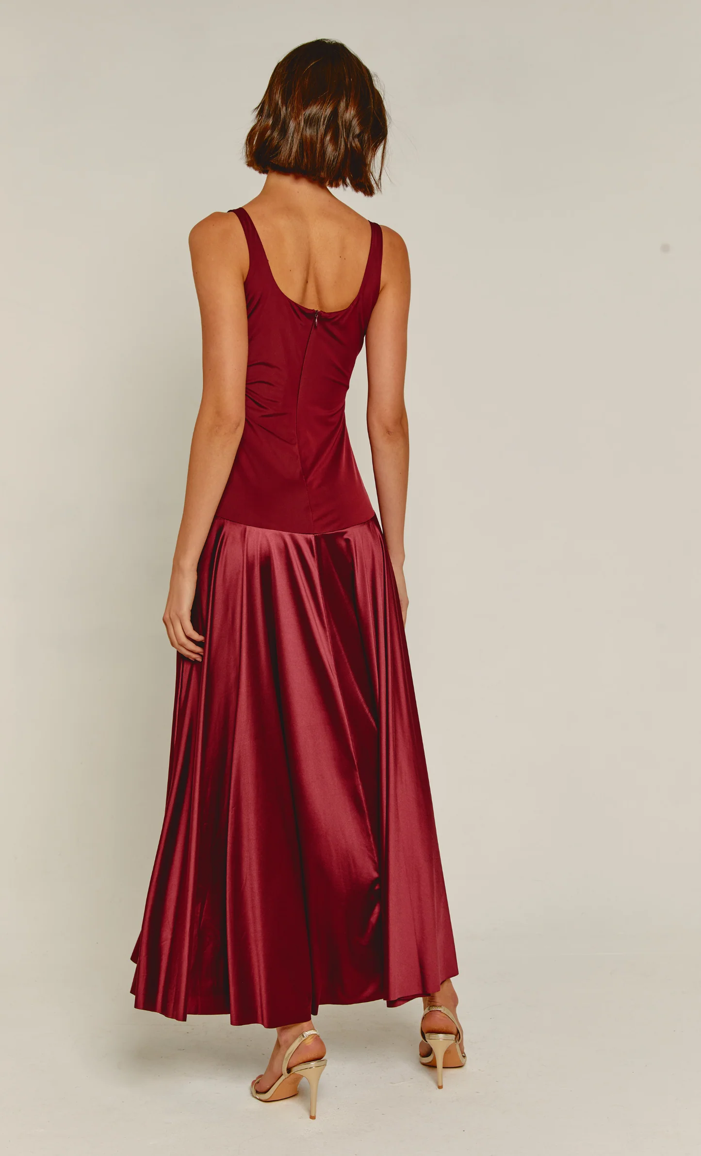Amelia Satin Flared Dress - Image 4