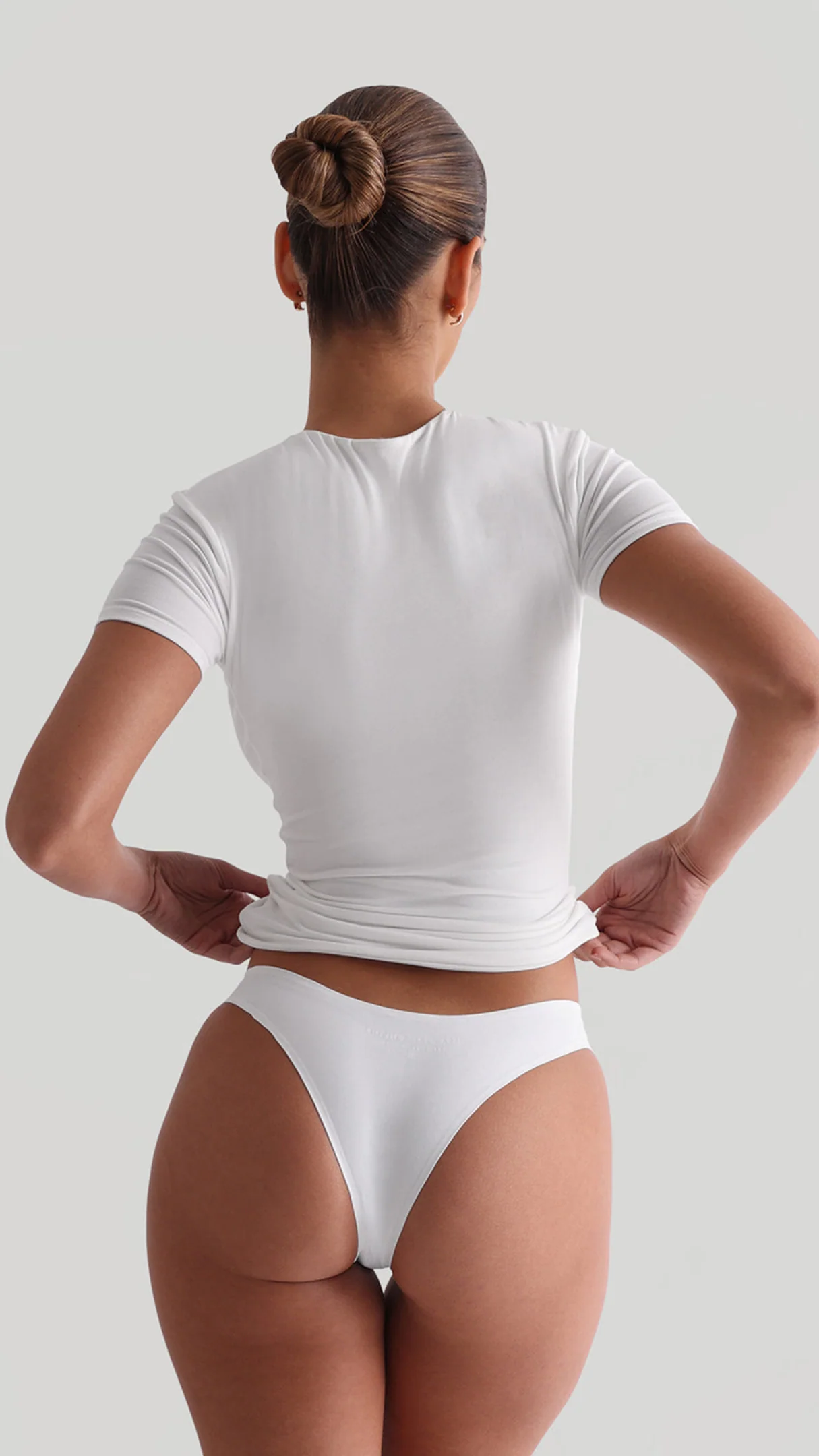 Amaya Short Sleeve T-Shirt in White - Image 5