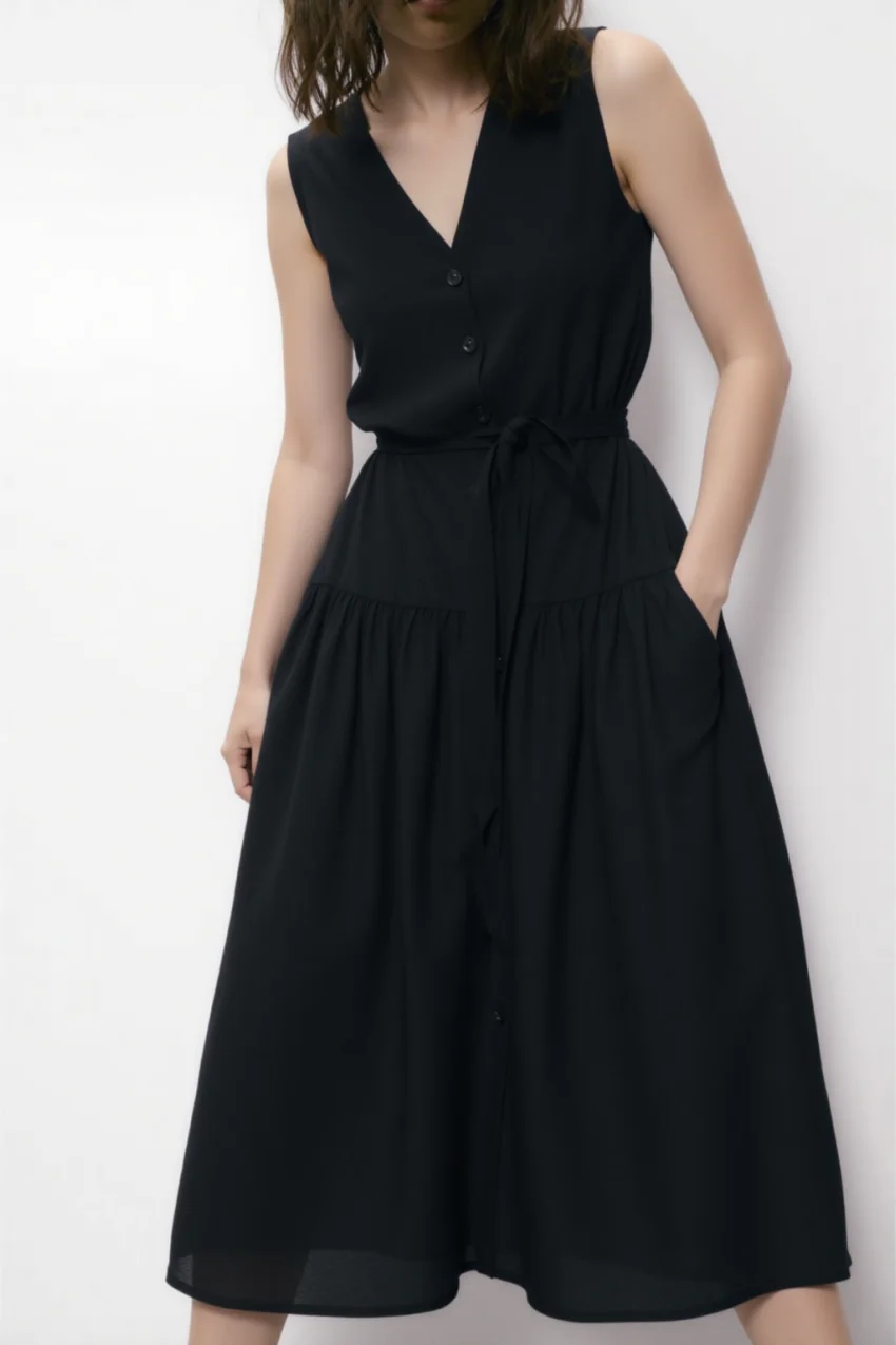 Bera Belt linen midi dress in Black - Image 4