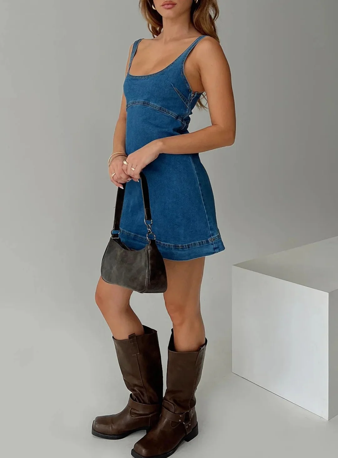Drayden denim mini dress mid wash - Image 5
