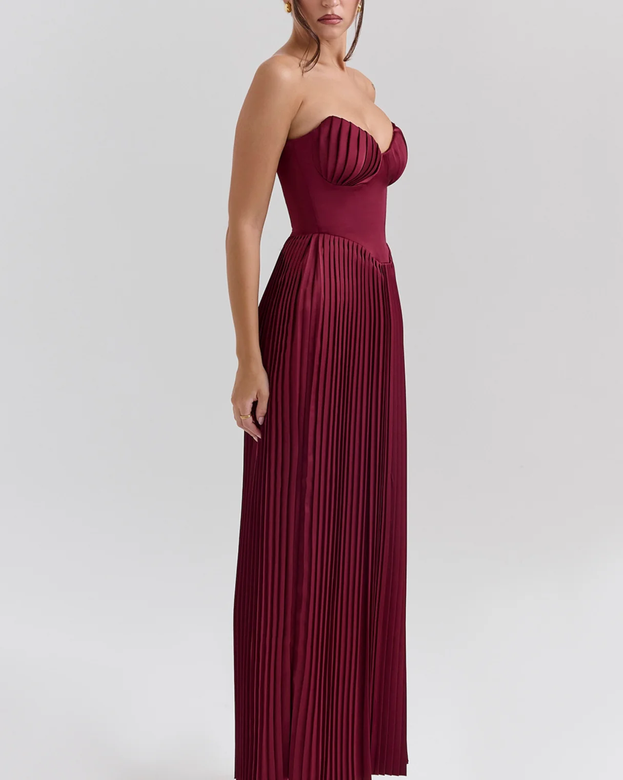 Gabriela Pleated Maxi Dress in Maroon - Image 7