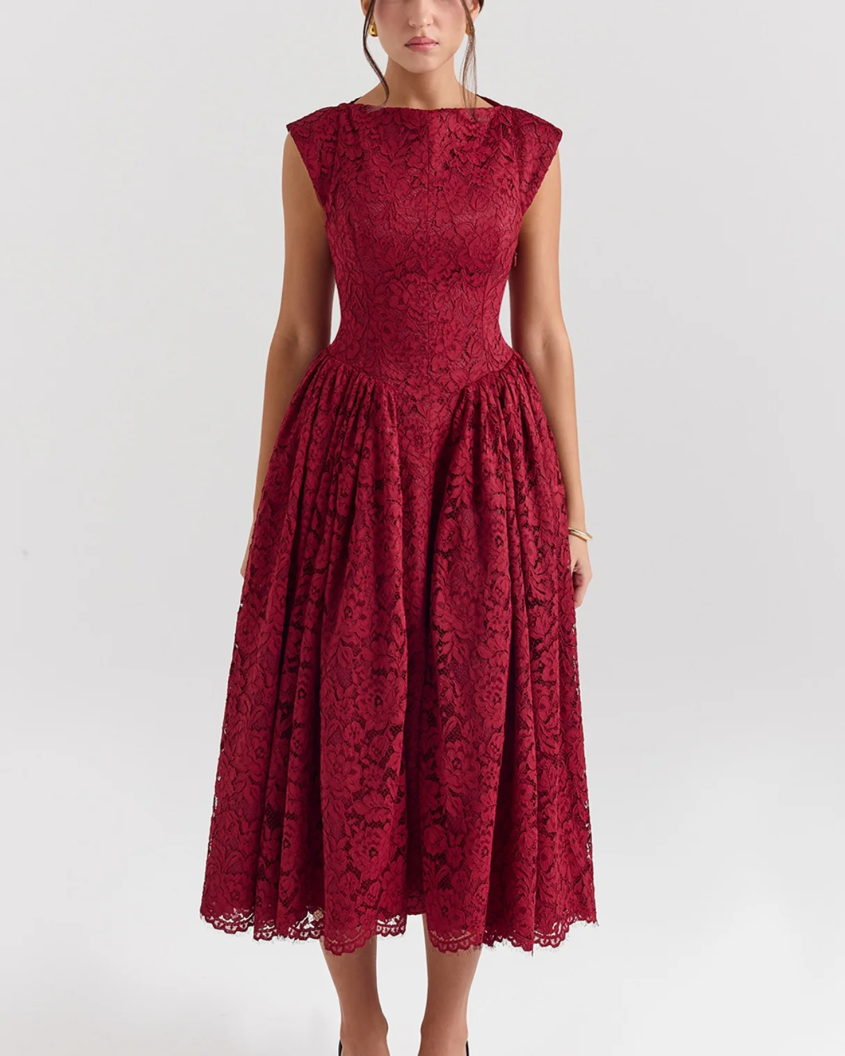 Josefina Berry Lace Backless Midi Dress in Maroon - Image 2