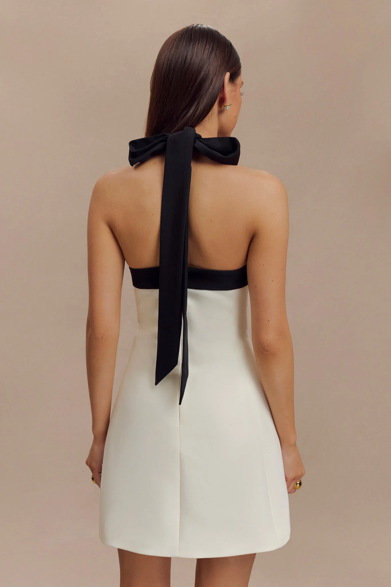 Liana Contrast Suiting Mini Dress in White - Image 6