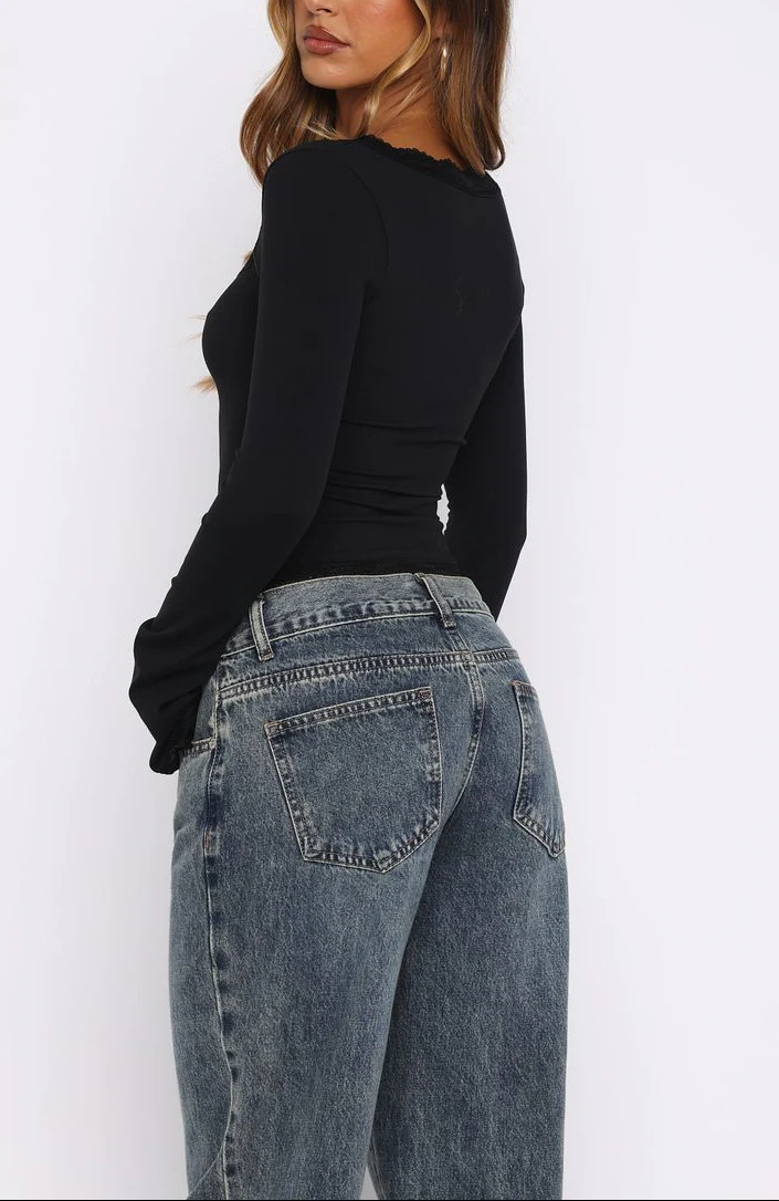 Lily Full Sleeve Top in Black - Image 2