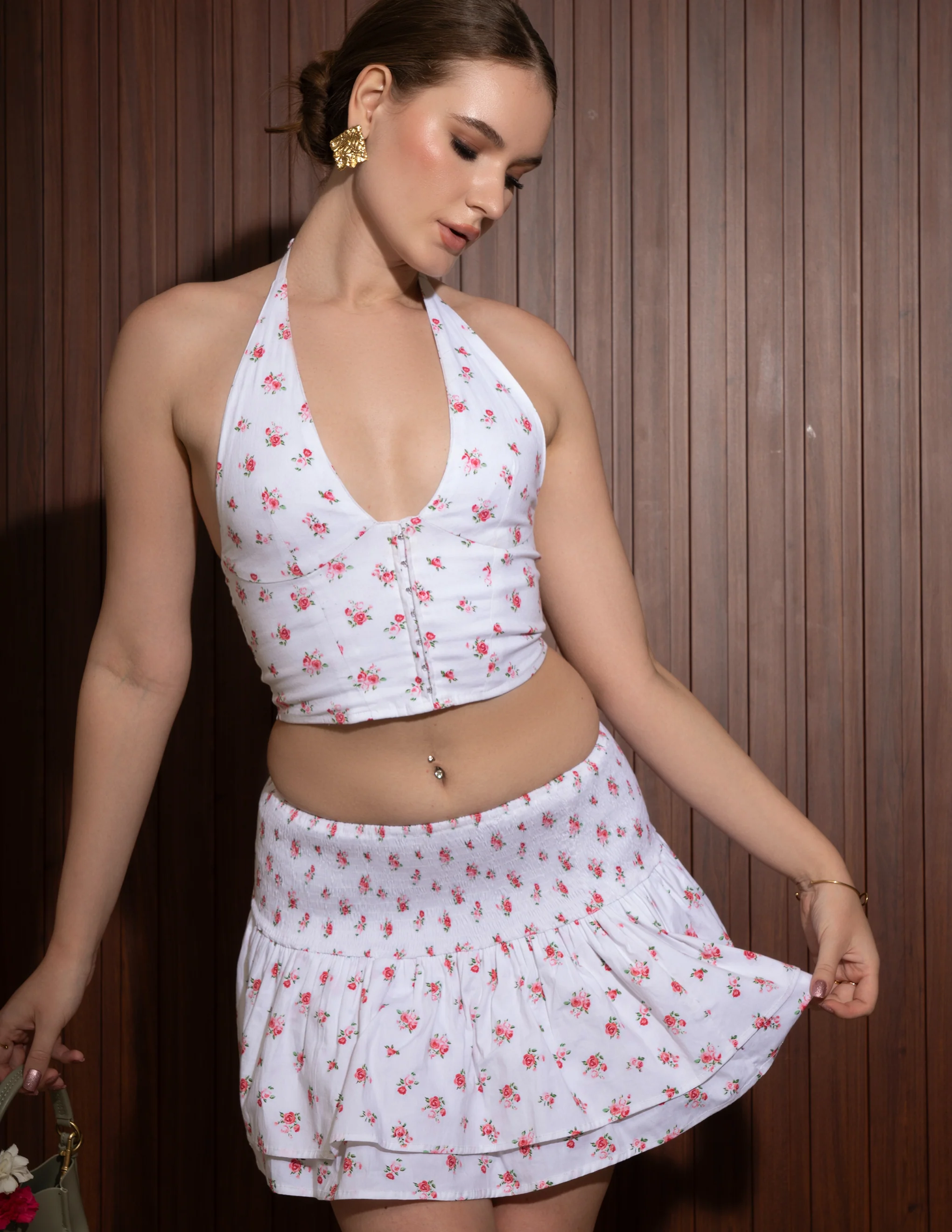 Luciana Ruffled Low-Rise Micro Mini Skirt Set in White - Image 4