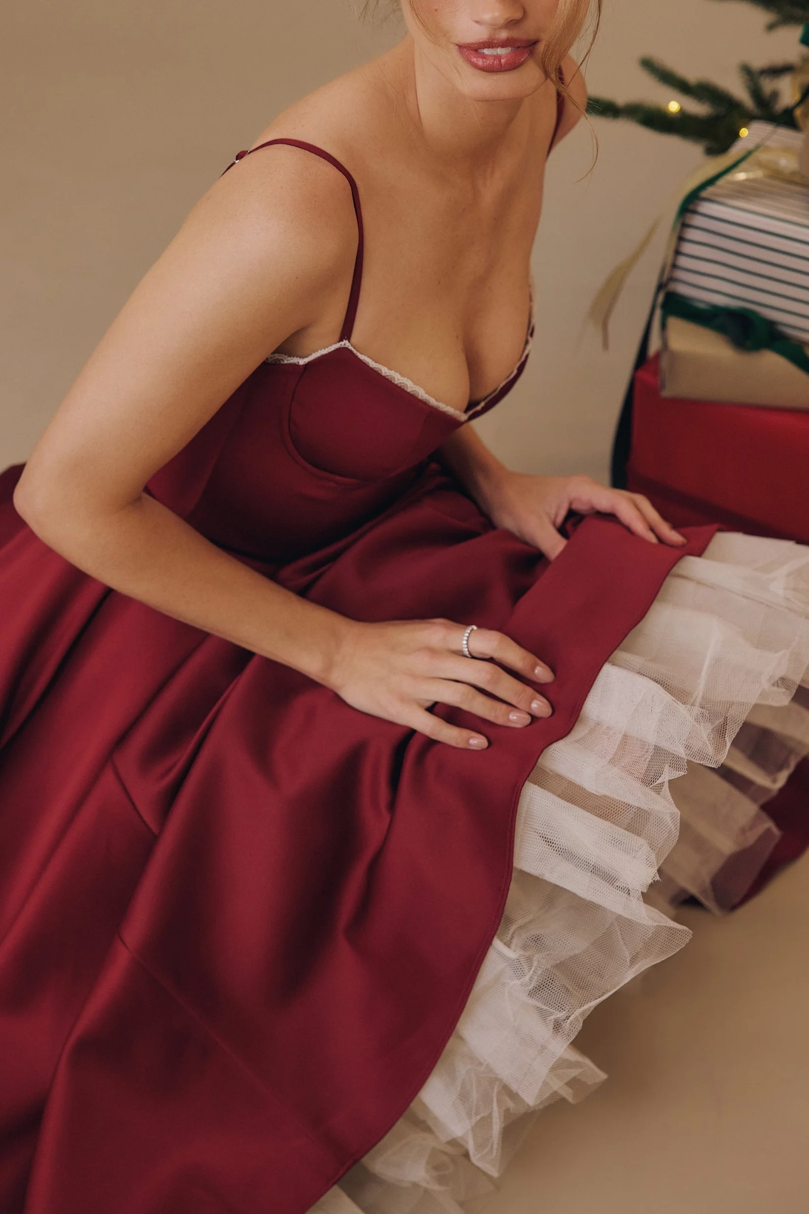 Molly Midi Dress in maroon - Image 3
