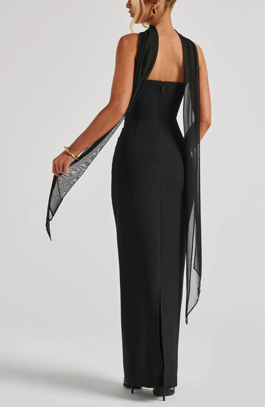 Ninel Maxi Dress in Black - Image 7