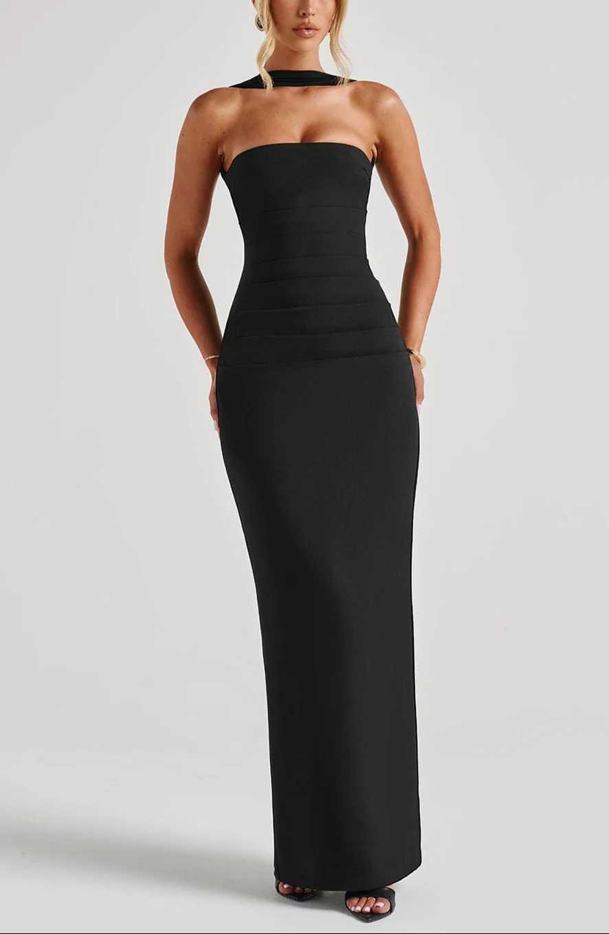 Ninel Maxi Dress in Black - Image 9