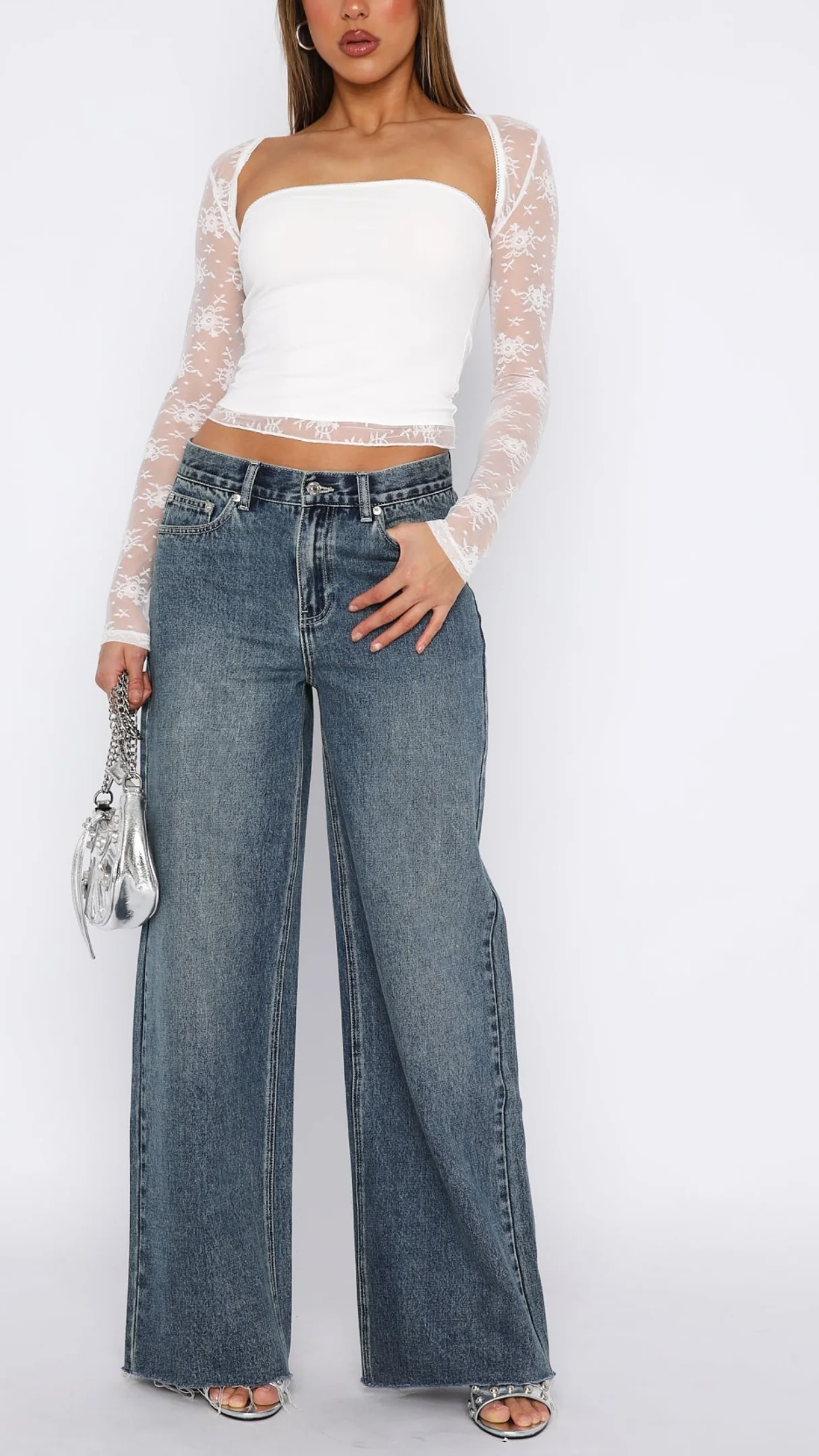 NoƩmie Mid Rise Wide Leg Jeans in Blue - Image 4