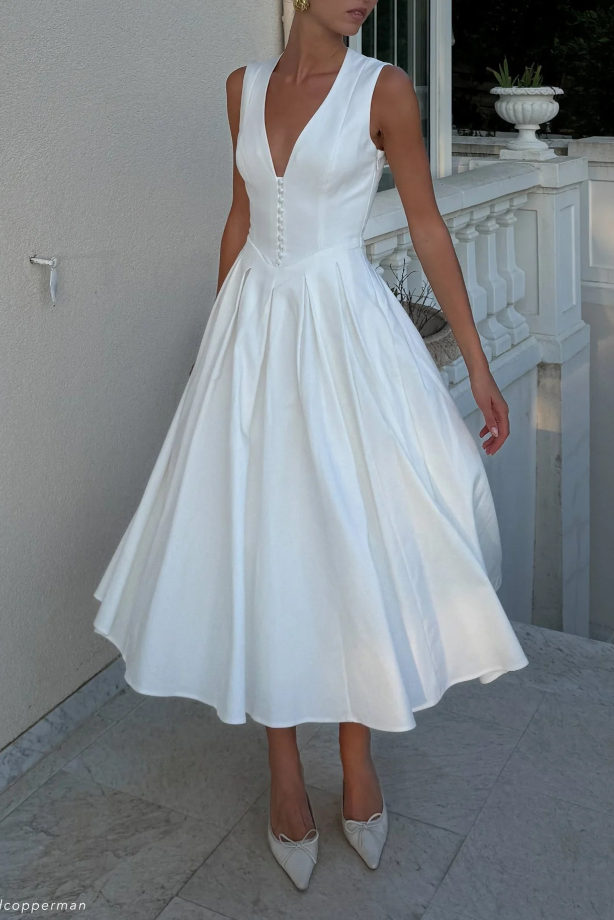 Nonna Sleeveless Midi Dress in Wine - Image 11