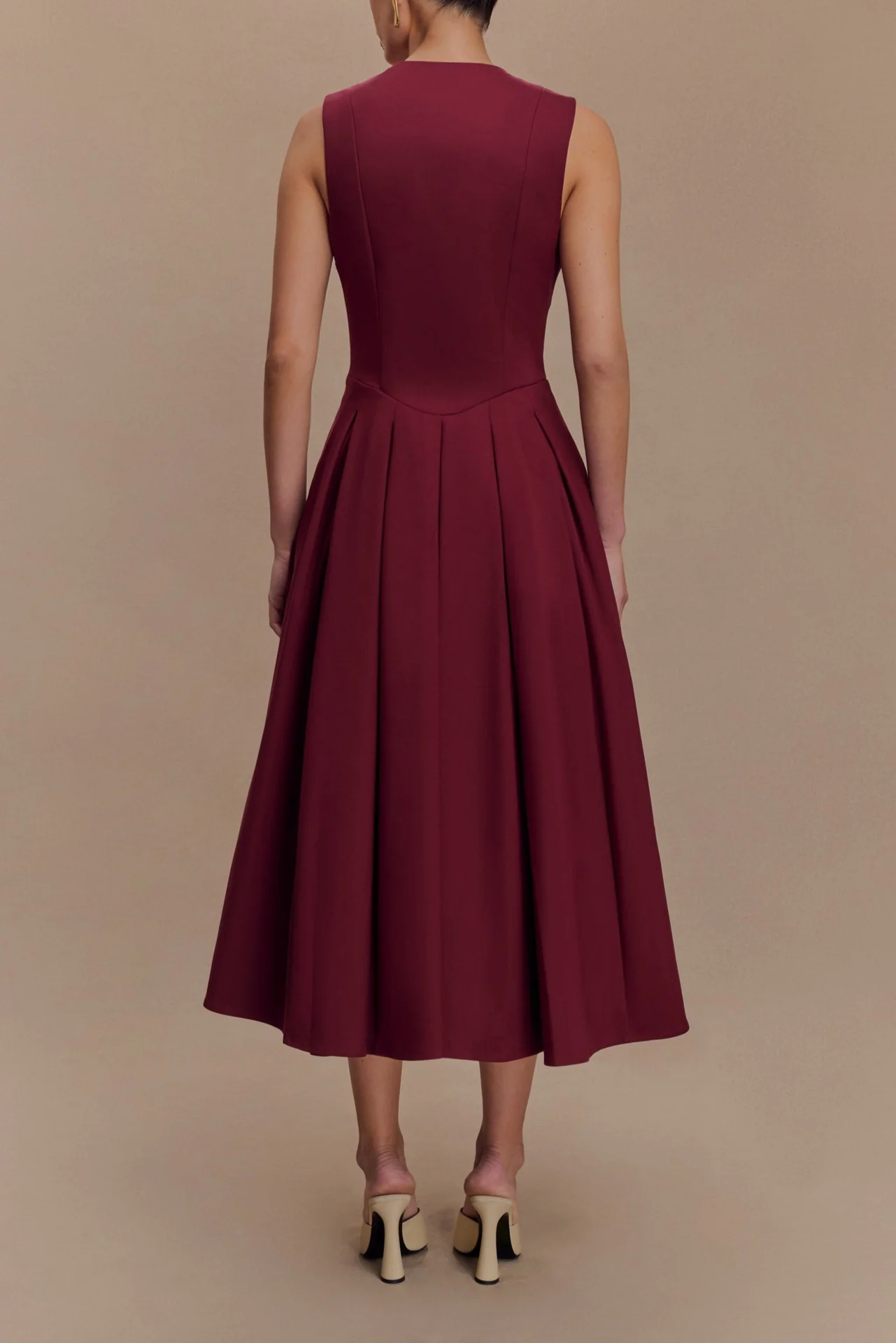 Nonna Sleeveless Midi Dress in Wine - Image 4