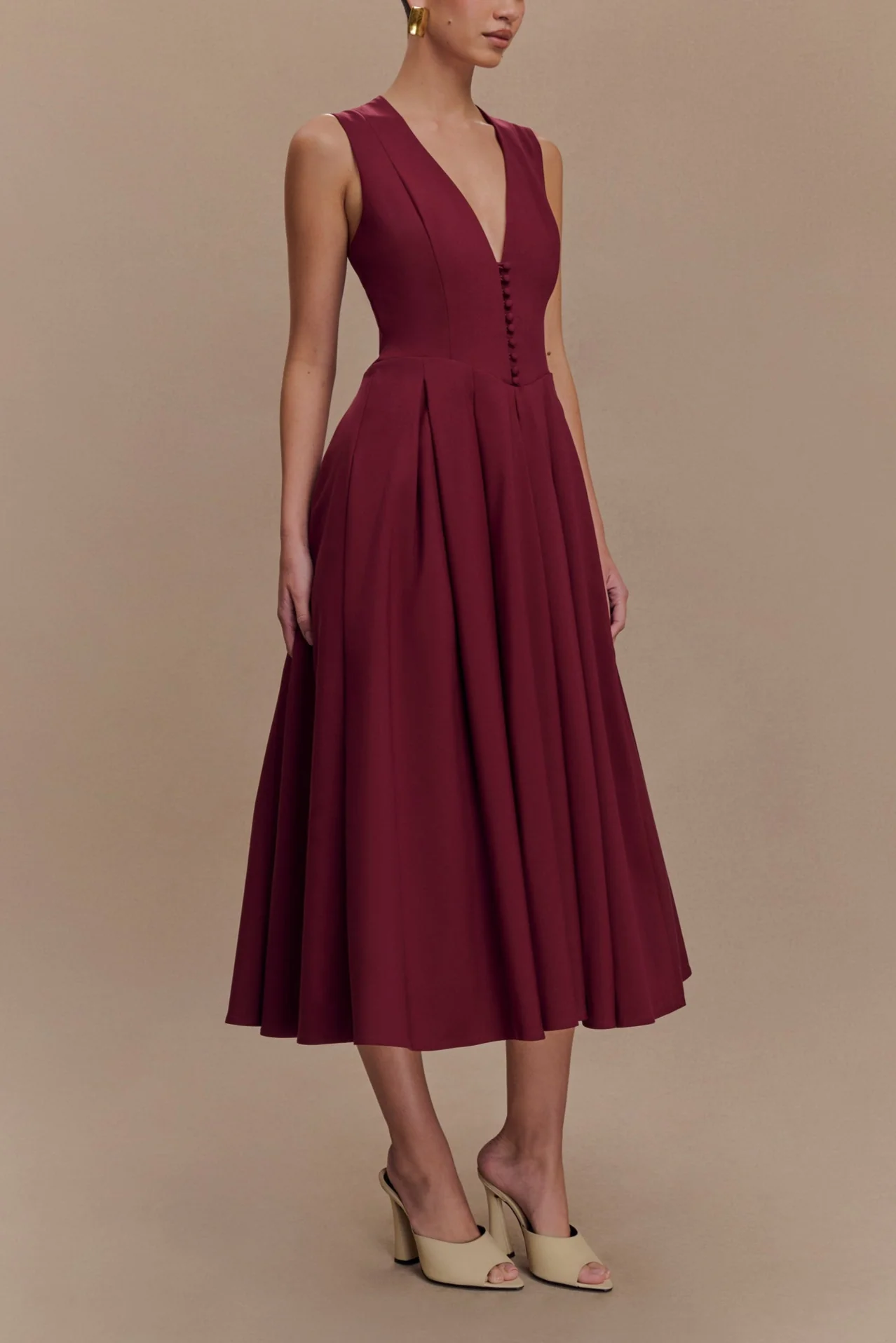 Nonna Sleeveless Midi Dress in Wine - Image 5