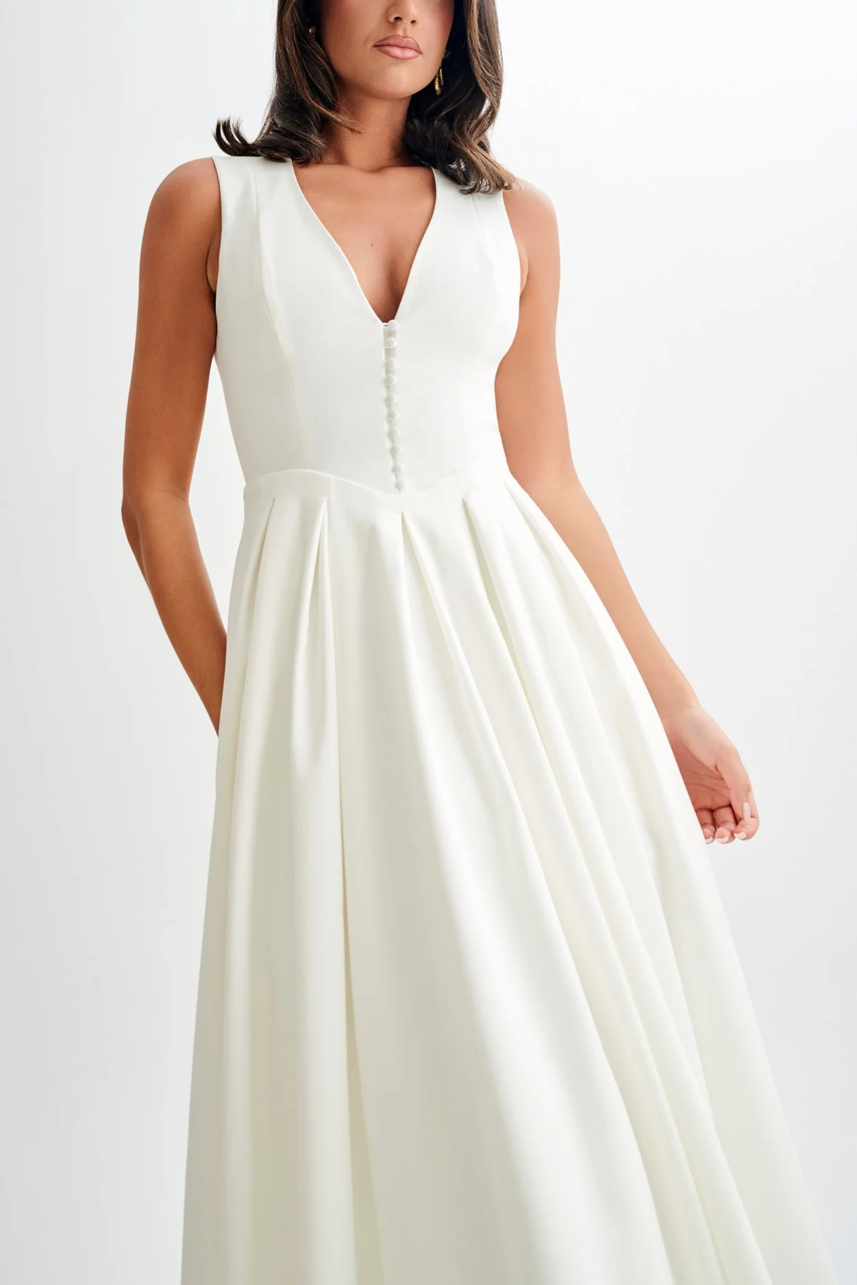Nonna Sleeveless Midi Dress in Wine - Image 9