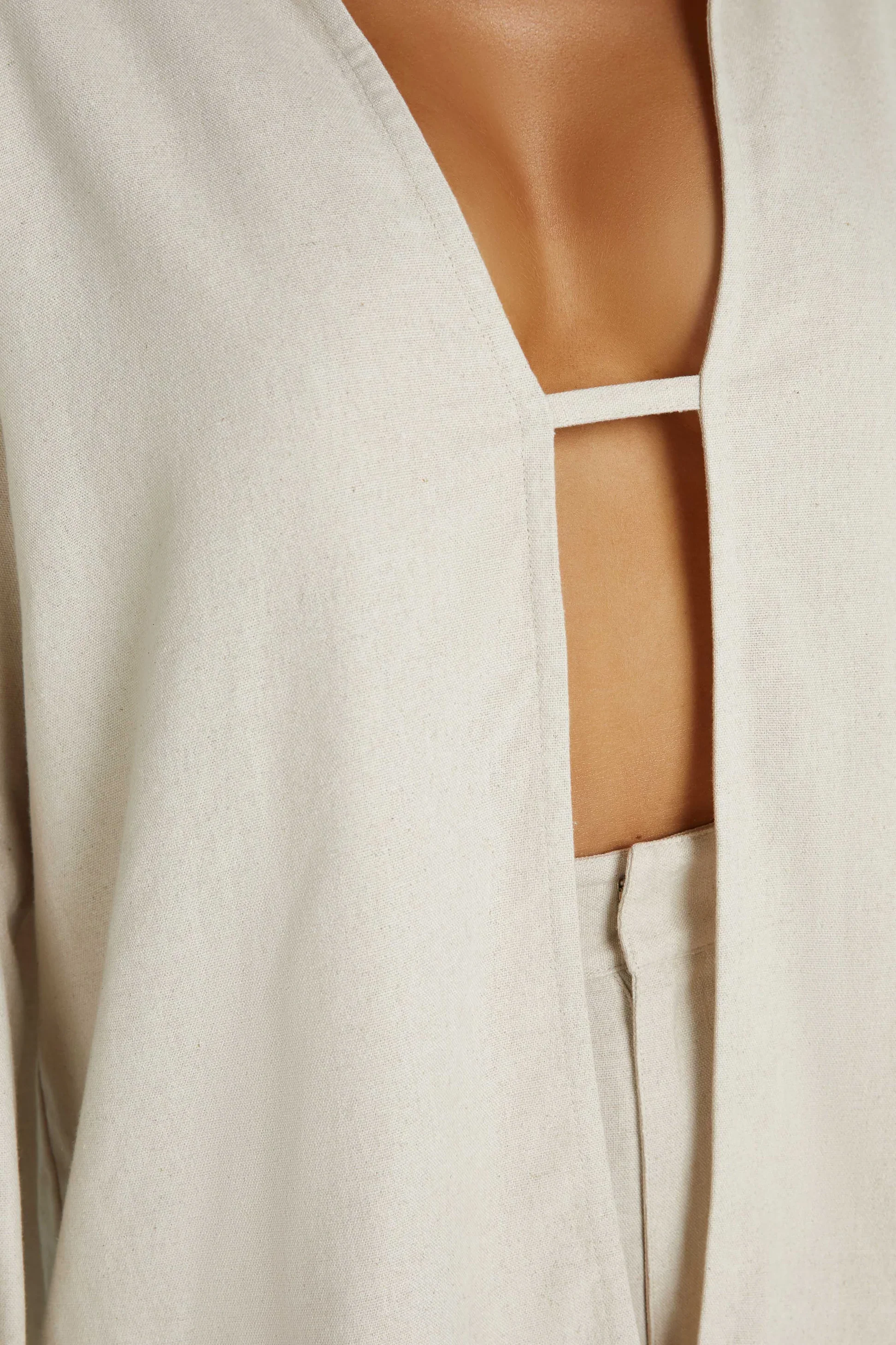 Nour Oversized Linen Shirt - Image 3