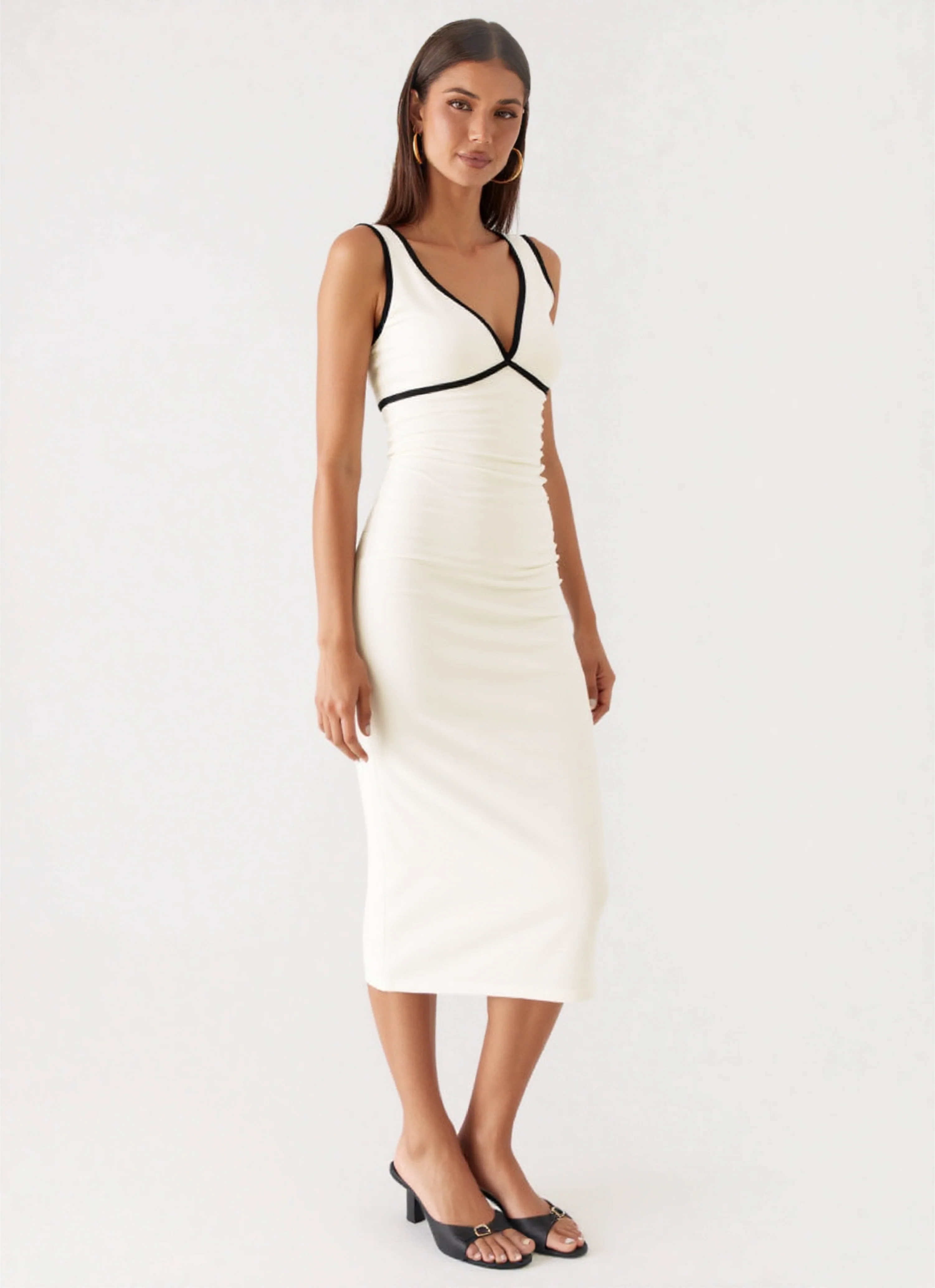 Oriana Midi Contrast Dress in white - Image 3