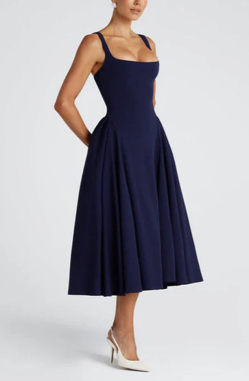 Pavlina Midi Dress in Navy - Image 3
