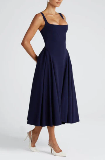 Pavlina Midi Dress in Navy - Image 6