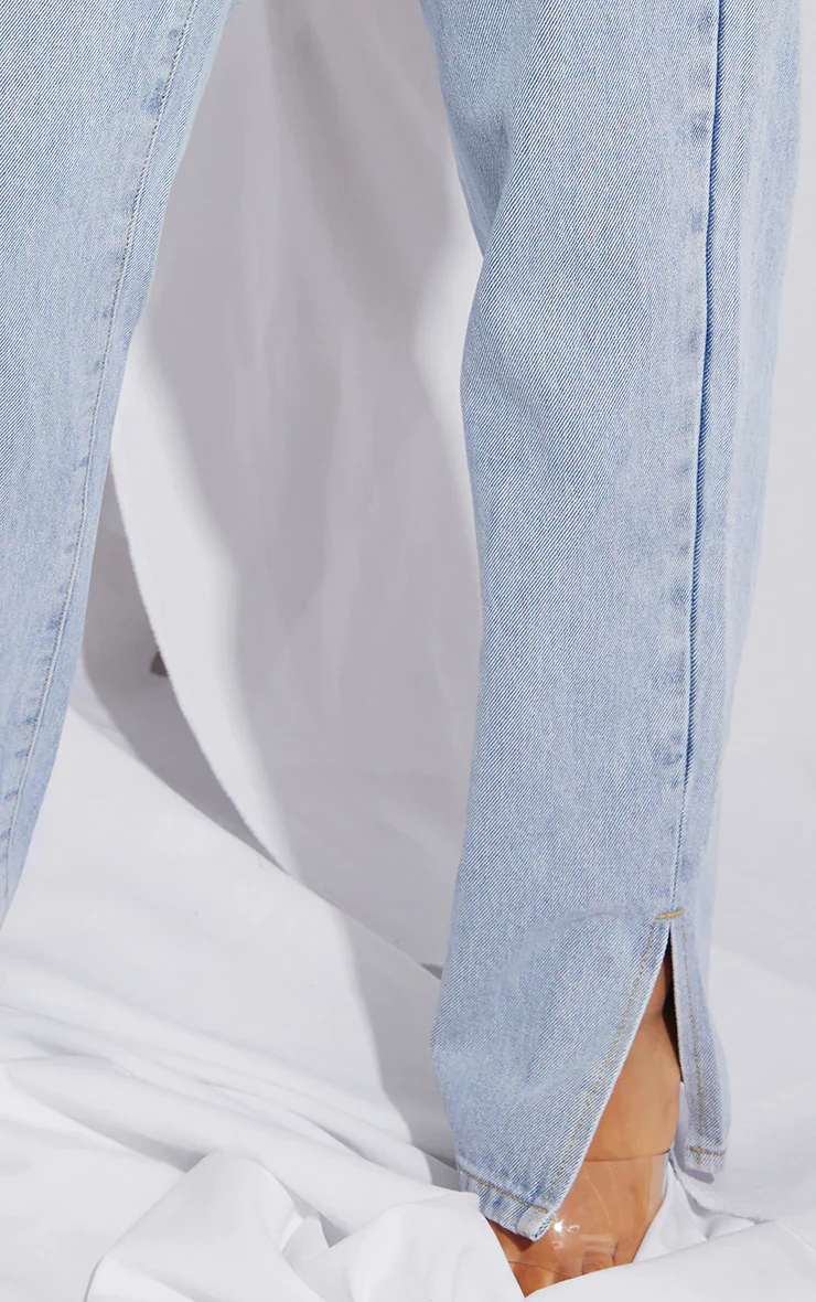 SARA SPLIT HEM JEANS in LIGHT BLUE - Image 3