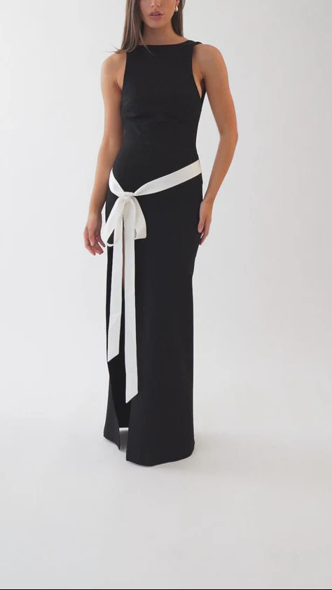 Sarah Black Bow Maxi Dress - Image 4