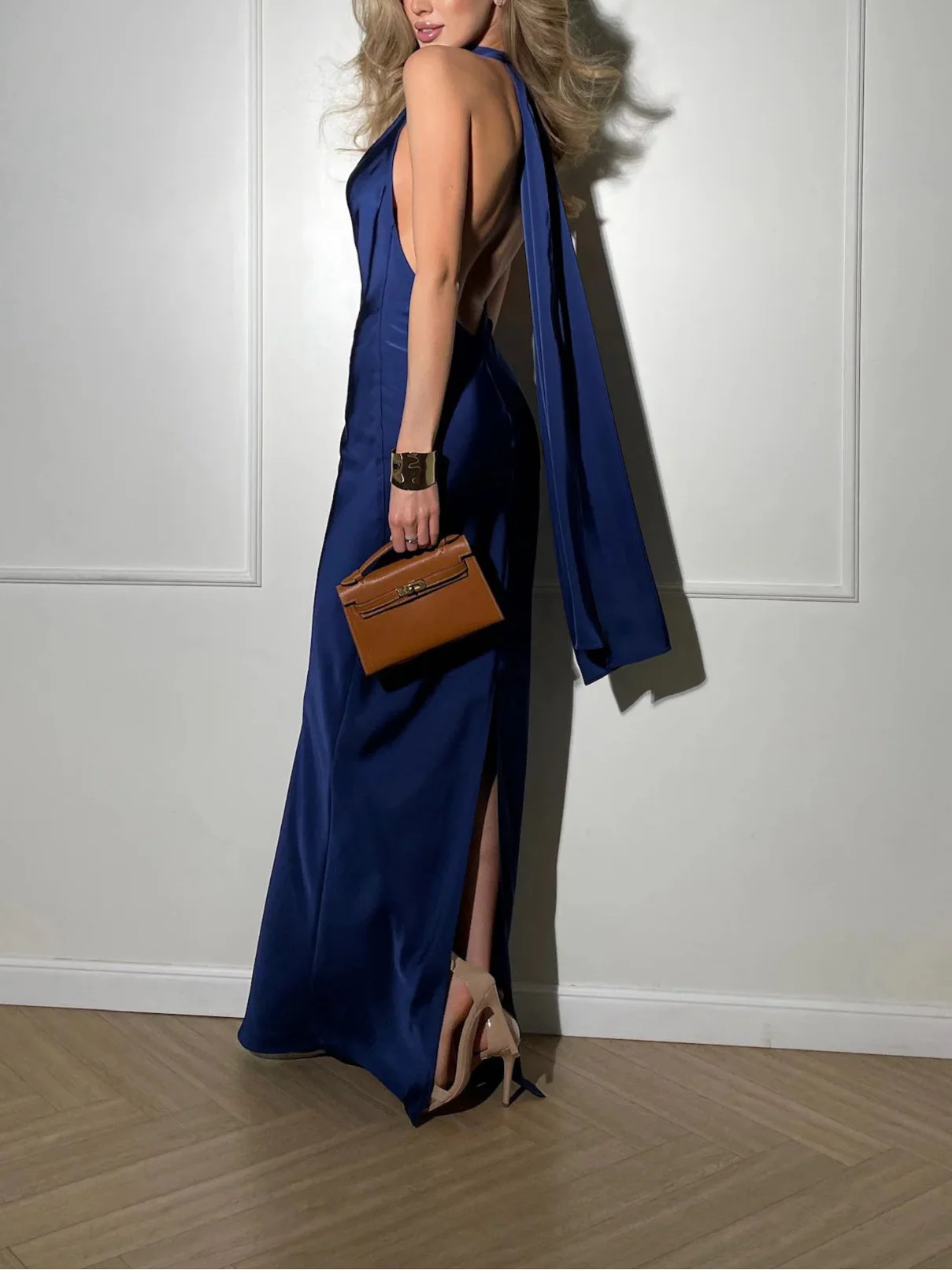 Silvina maxi Dress in Navy - Image 3