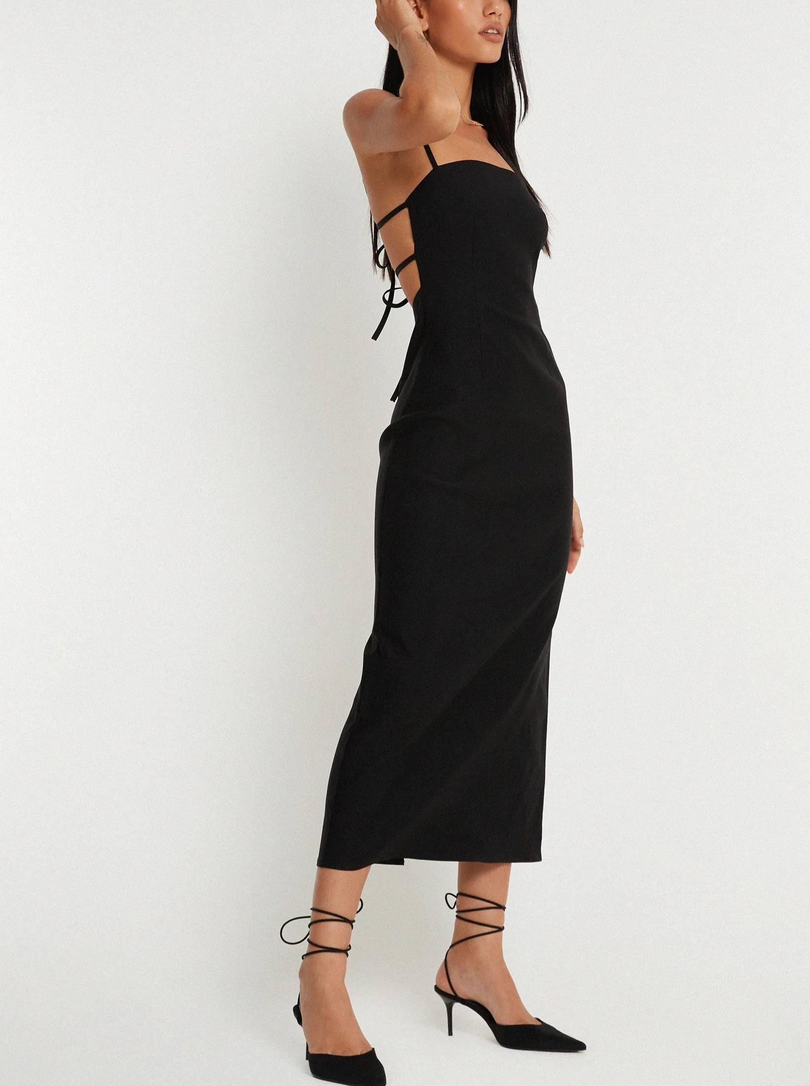 Vaelina Maxi Dress In Black - Image 4