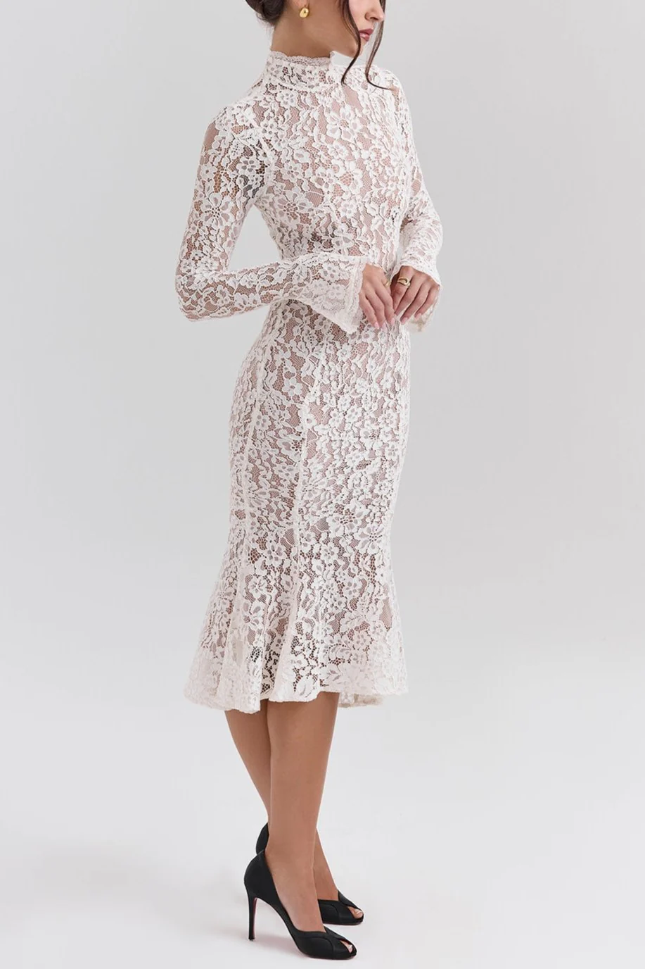 Vera Vintage Ivory Lace Fitted Midi Dress in Ivory - Image 5