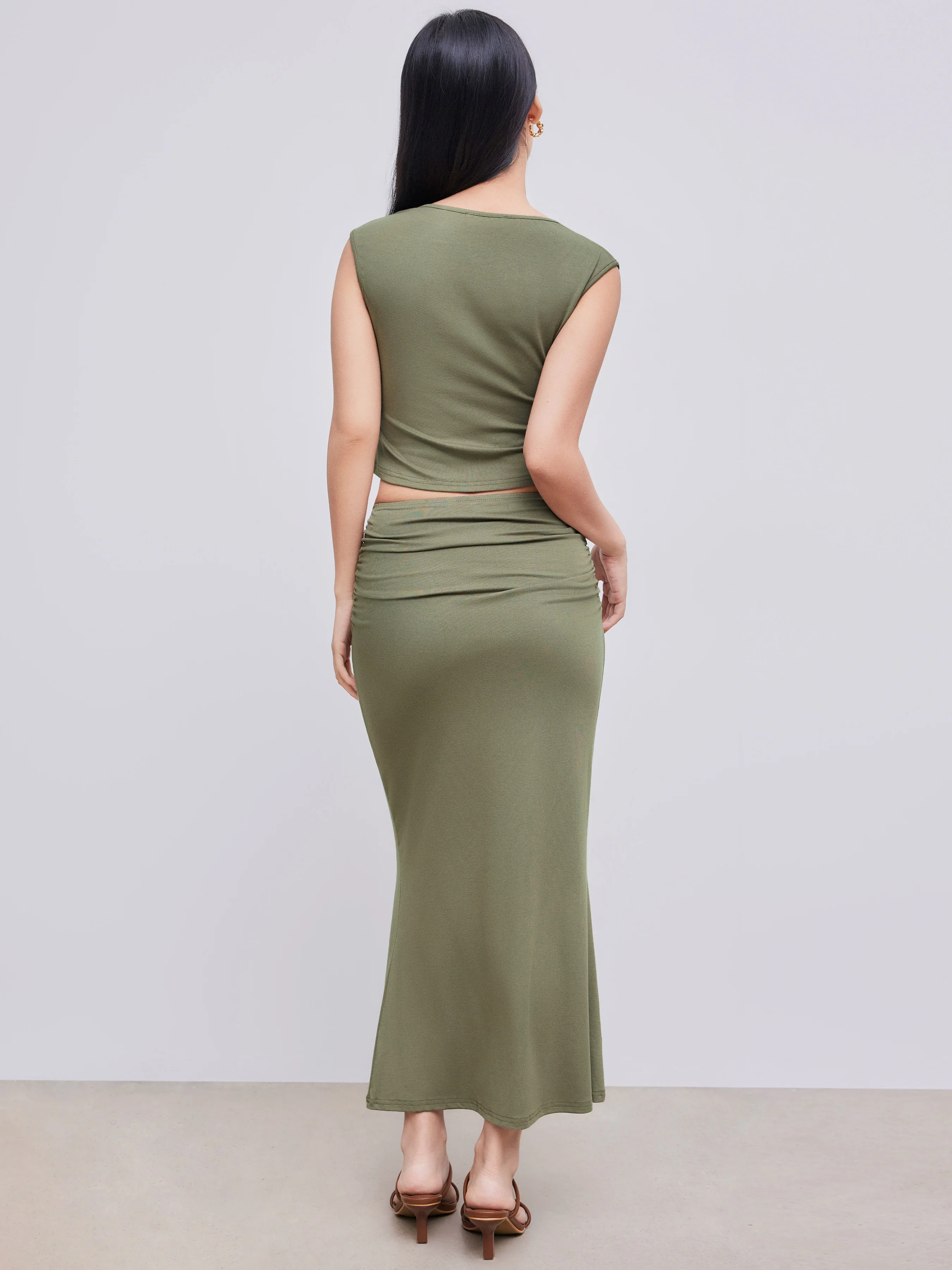 Zuri Top & Ruched Maxi Skirt Co ord set - Image 4